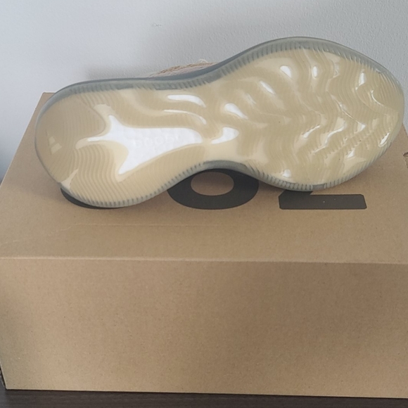 Yeezy Boost 380 pepper/pepper - Picture 4 of 5